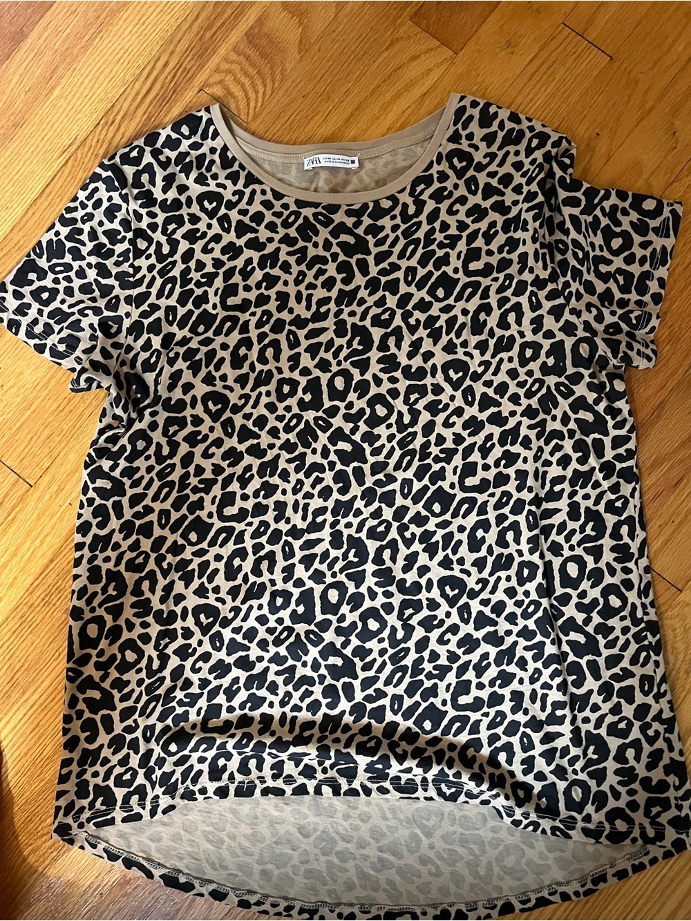 Zara Black and Tan Leopard Print Short Sleeve Tee